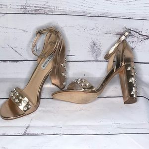 STEVE MADDEN- Rose Gold Embellished w Pearls